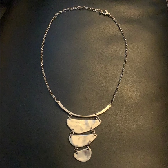 Cute hammered silver jewelry set - Picture 3 of 3